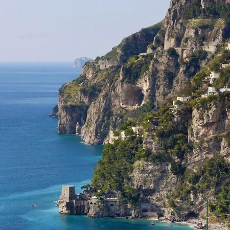 - Anna Villa Positano